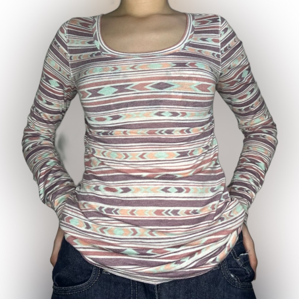 Nollie long sleeve top